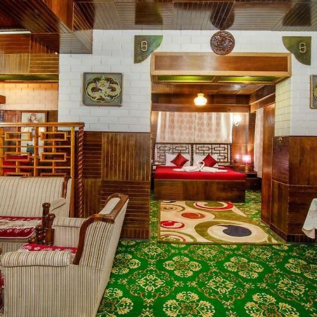 Montis Soyang Premium Heritage Hotel 甘托克 外观 照片