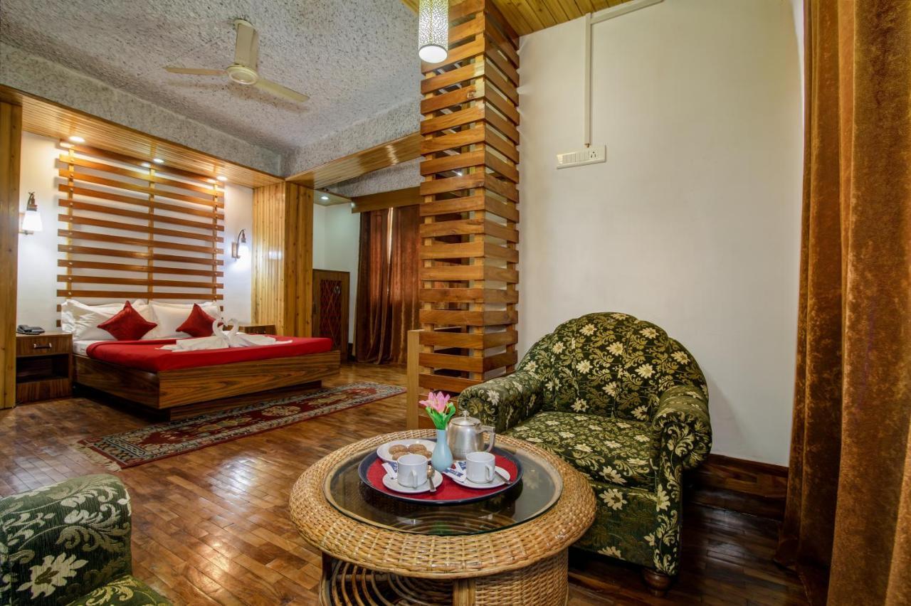Montis Soyang Premium Heritage Hotel 甘托克 外观 照片