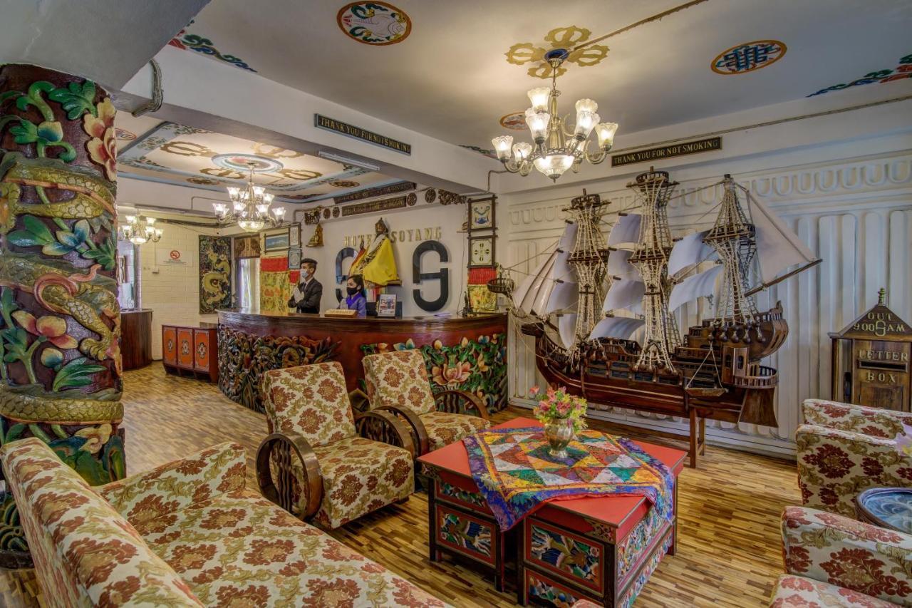 Montis Soyang Premium Heritage Hotel 甘托克 外观 照片